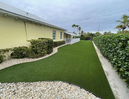 deep-cleaning-artificial-grass-delray-beach